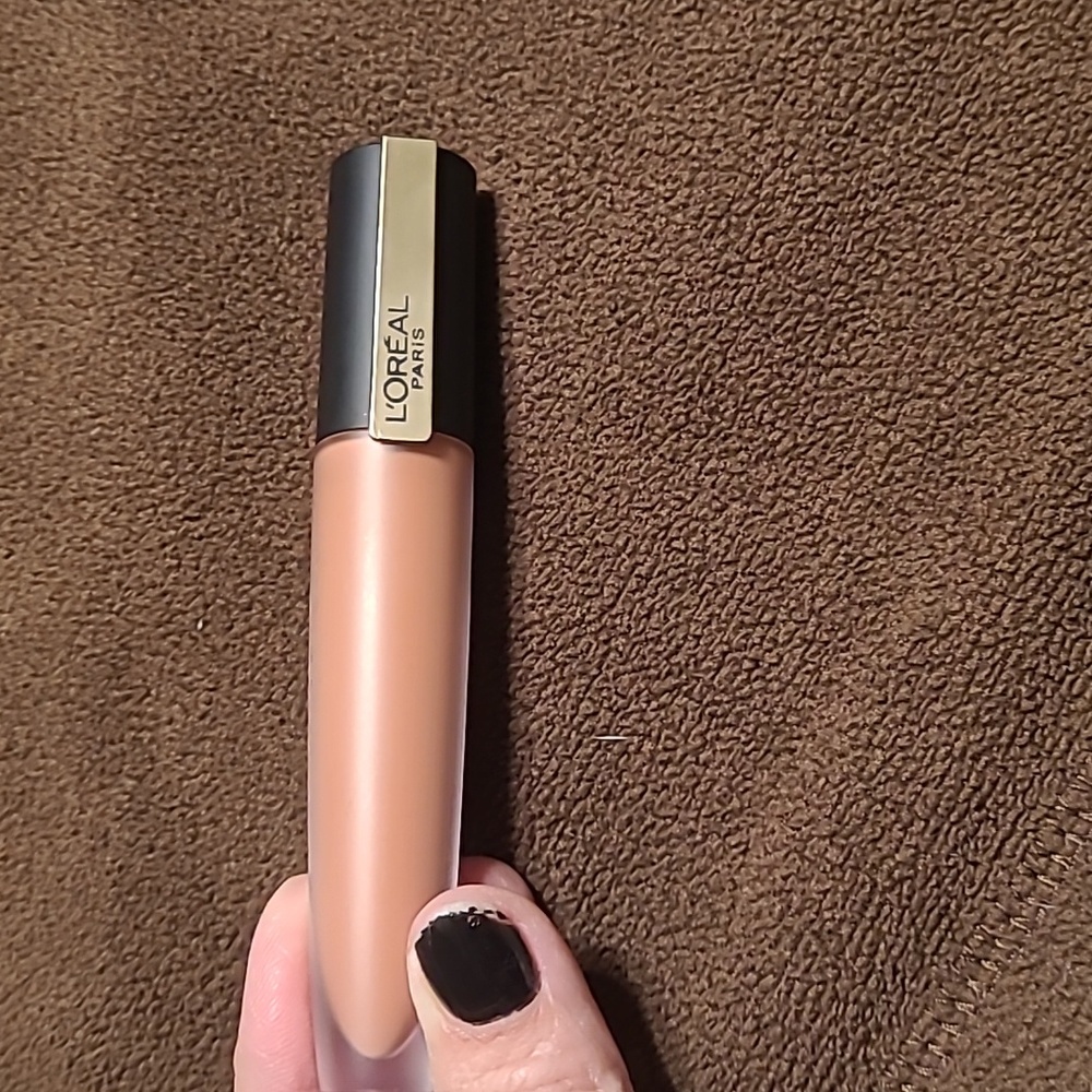 L’Oreal Paris LIP Color, #416 Create, NWT sealed